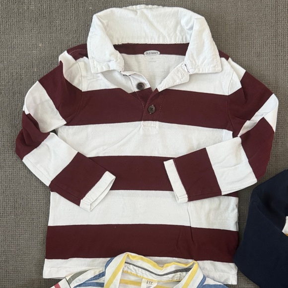 Preowned Old Navy & Baby Gap Kids Top Bundle - Picture 3 of 5
